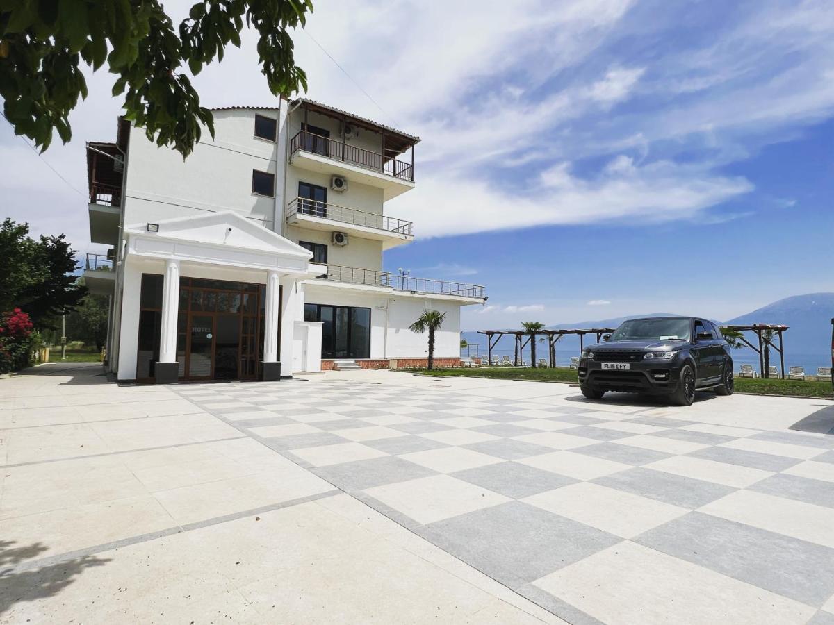 Hotel Victoria Memlishte ภายนอก รูปภาพ