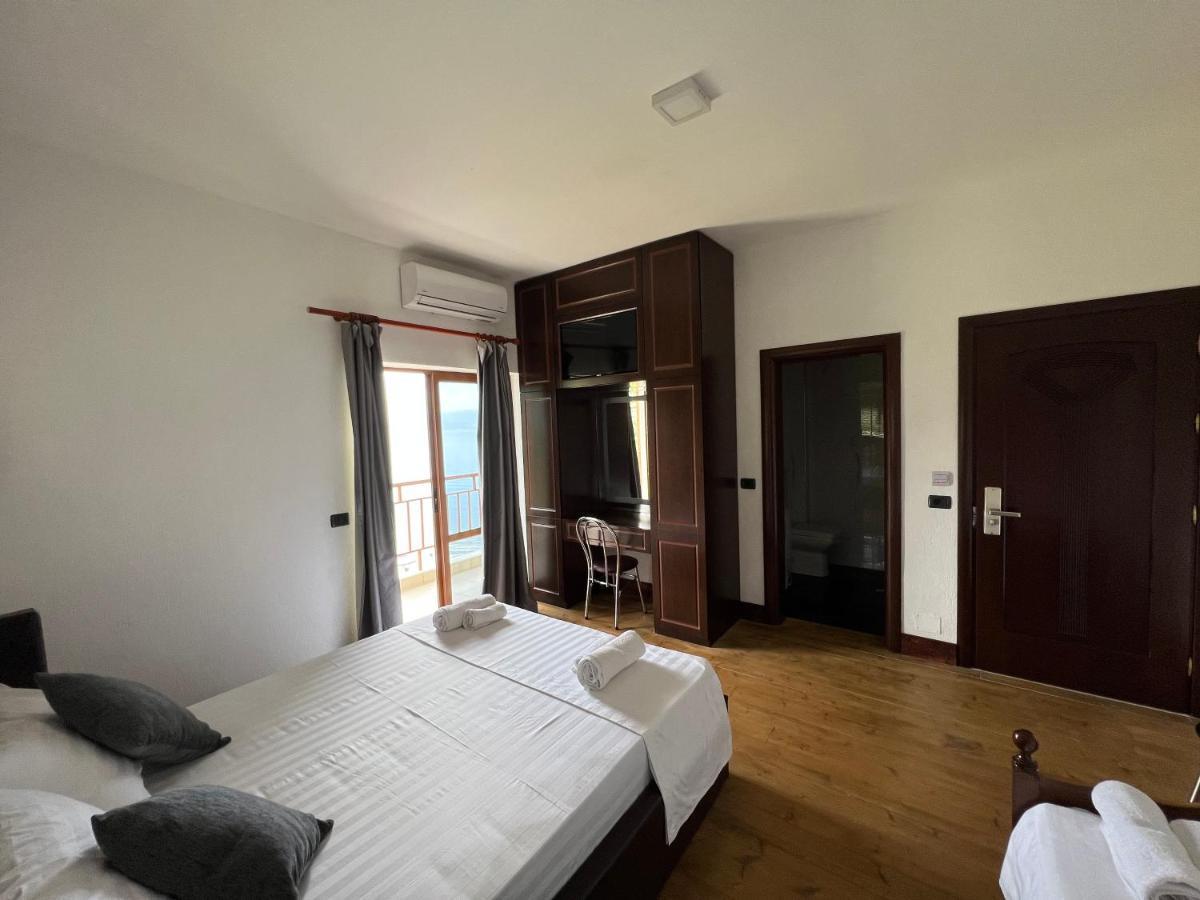 Hotel Victoria Memlishte ภายนอก รูปภาพ