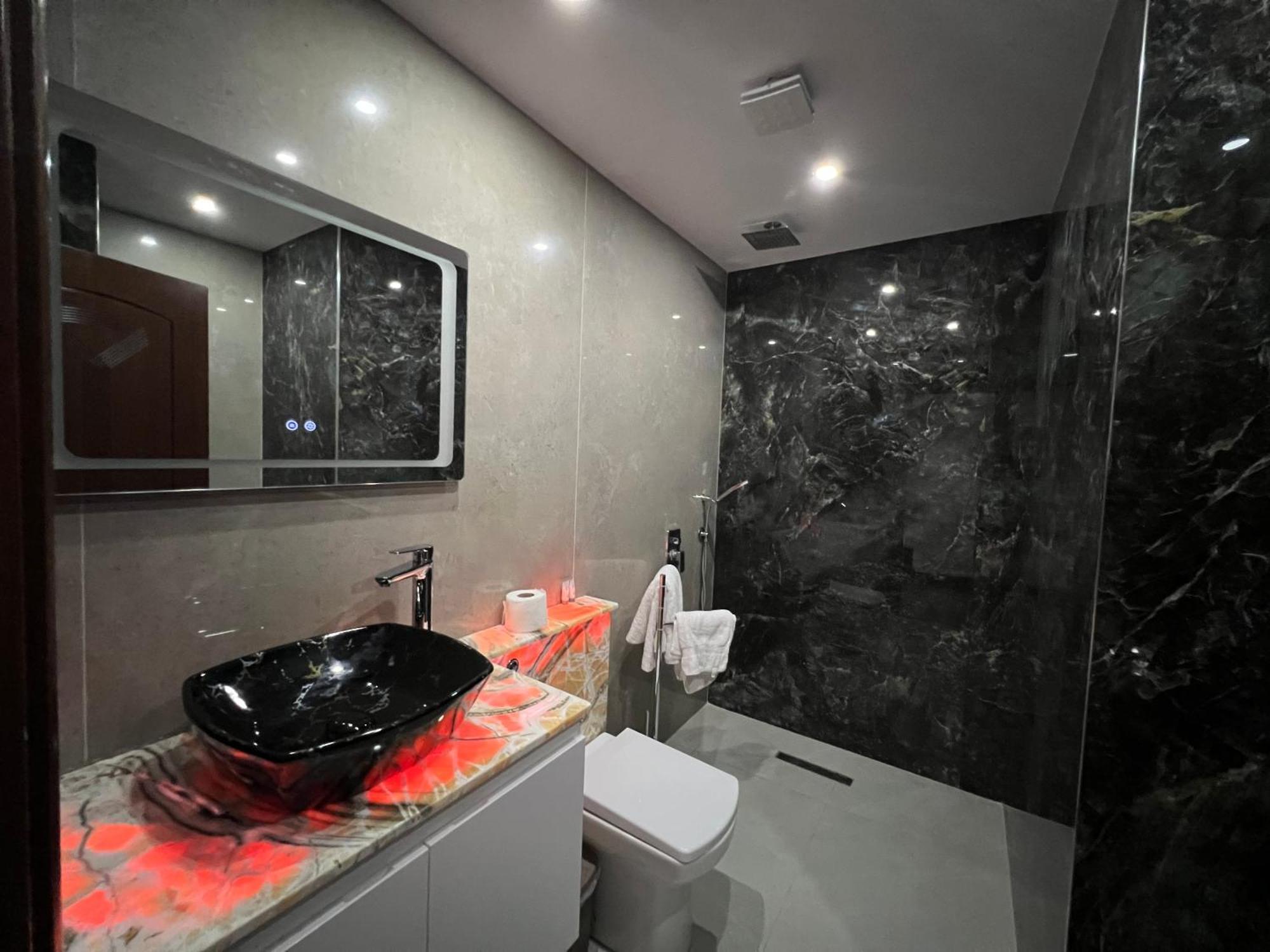 Hotel Victoria Memlishte ภายนอก รูปภาพ